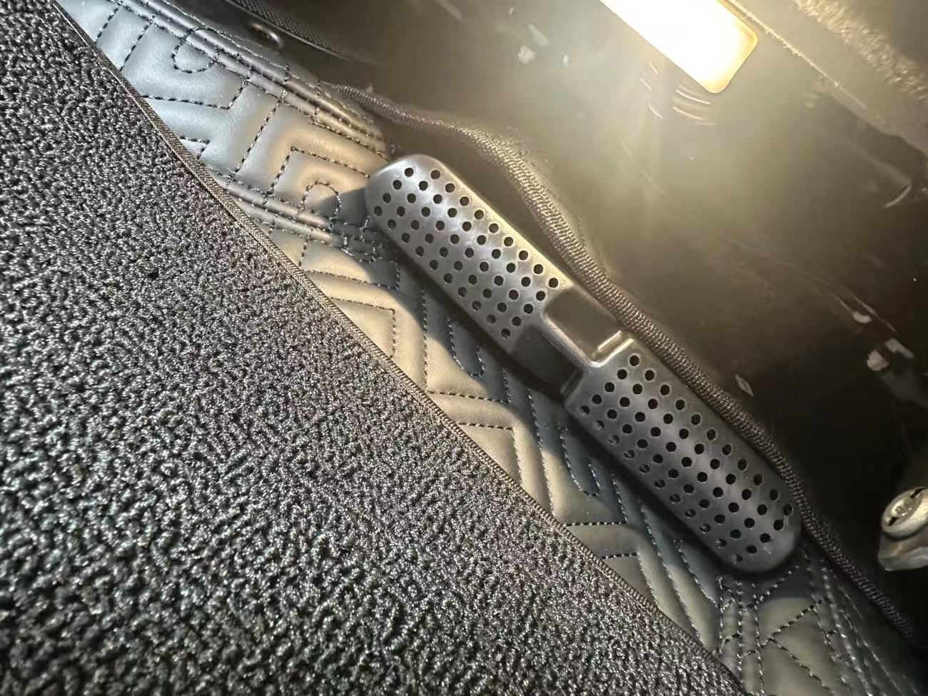 Car Seat Cover - Osłona kratki nawiewu powietrza do BMW