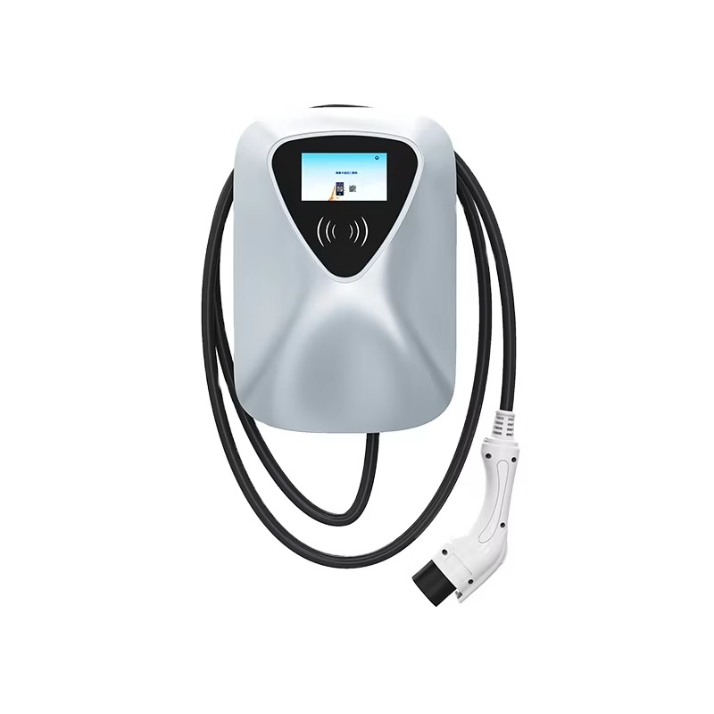 Mobilna ładowarka do akumulato – Car Charger recenzja i cena